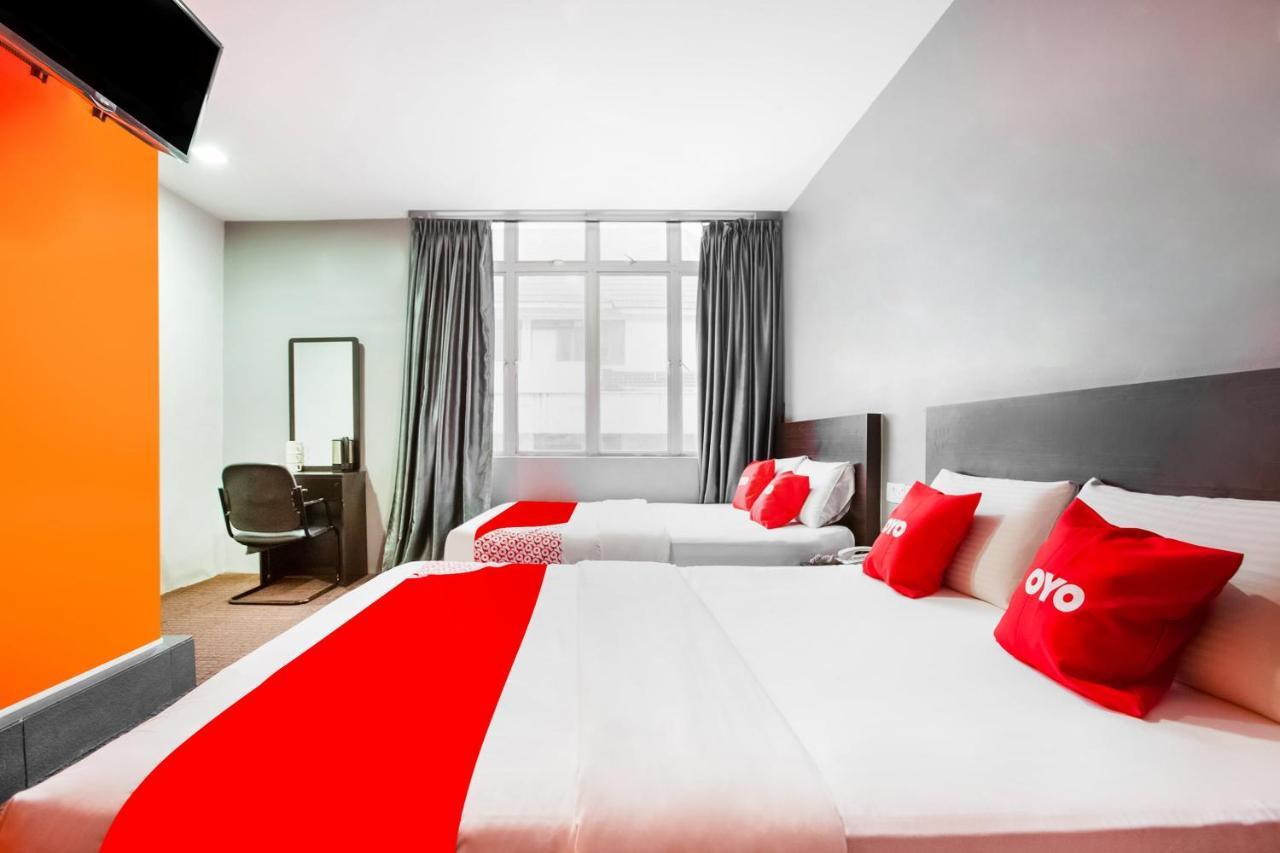 OYO 89652 P Line Hotel Johor Bahru Exterior foto